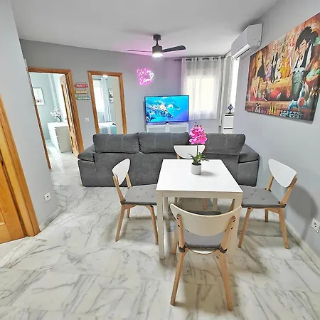 Moderno Piso Centrico 3 Junto Al Mar Y Parking Apartment